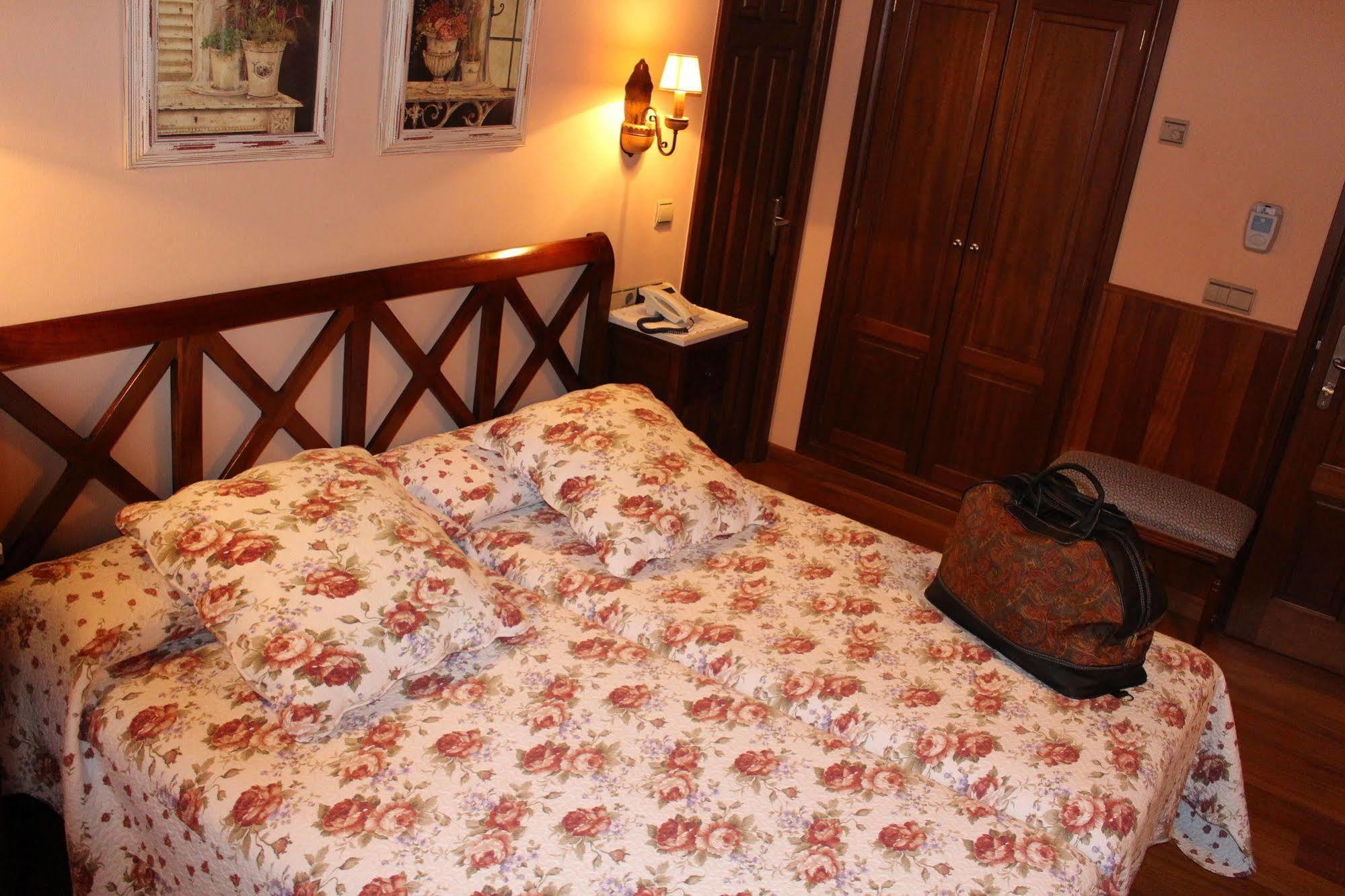 Hotel Casa Prendes Cudillero Esterno foto